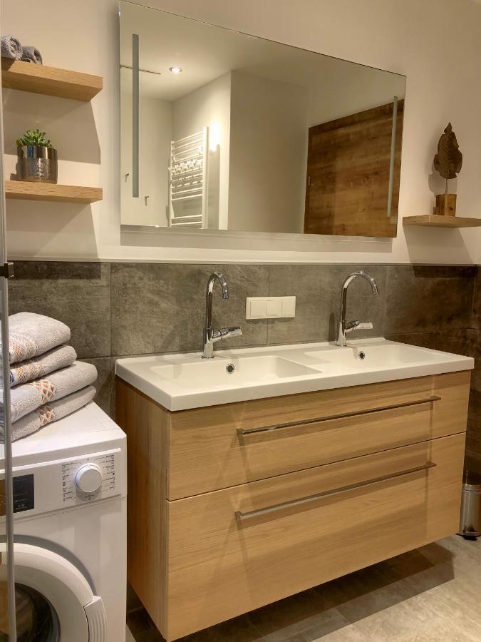 Lakeside Appartments Goldegg Luaran gambar