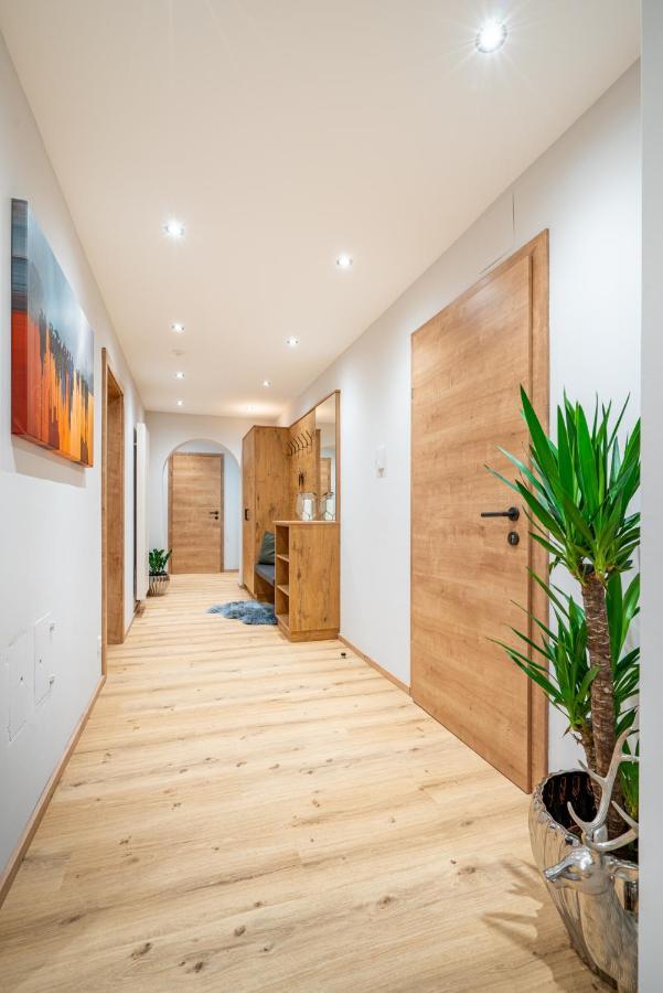 Lakeside Appartments Goldegg Luaran gambar